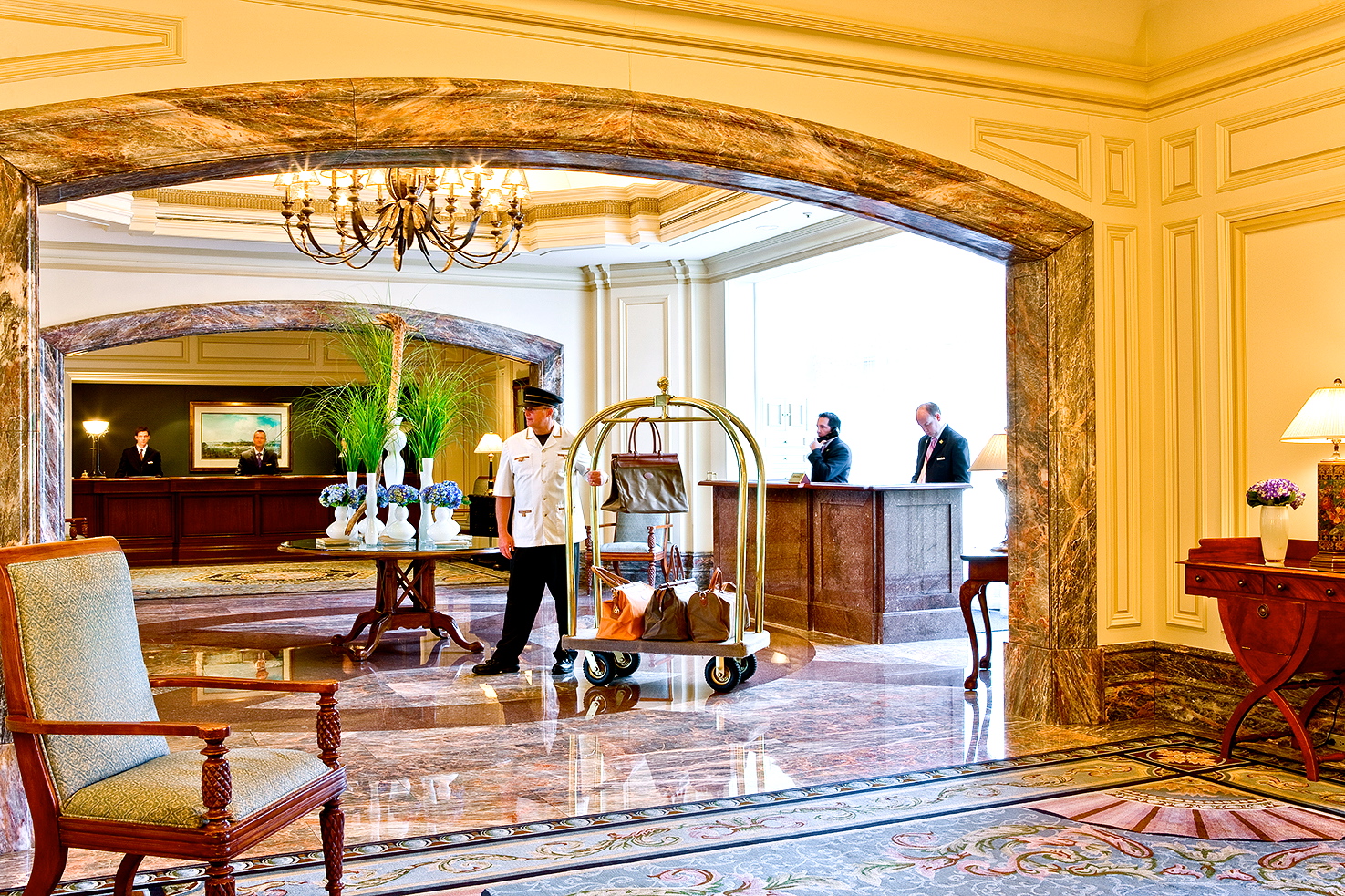 Lobby Boston Harbor Hotel
