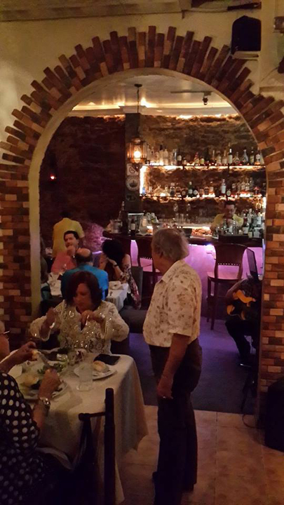 Facebook Mostaza restaurant Panama City