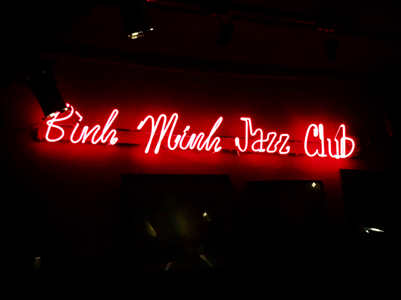 minh-jazz-club-hanoi-vietnam-1