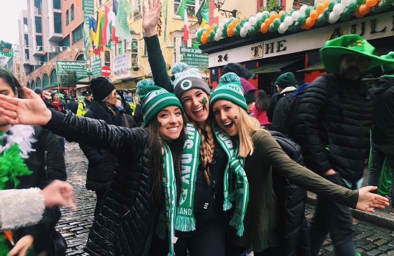 Hanging Out Friends in Dublin, Ireland - Jetset Times