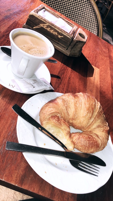Ferro’s Café y Restaurante cafés in madrid