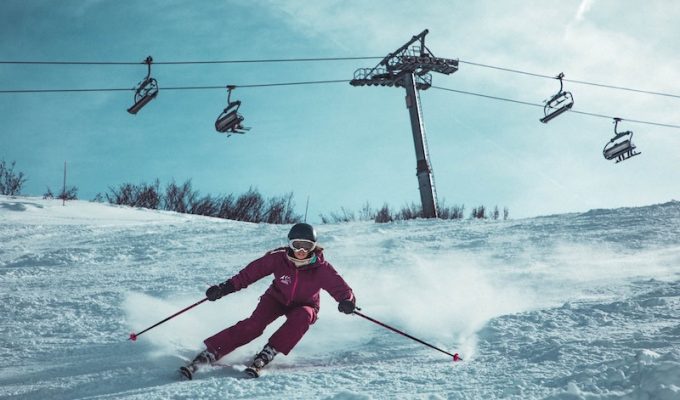 skiing