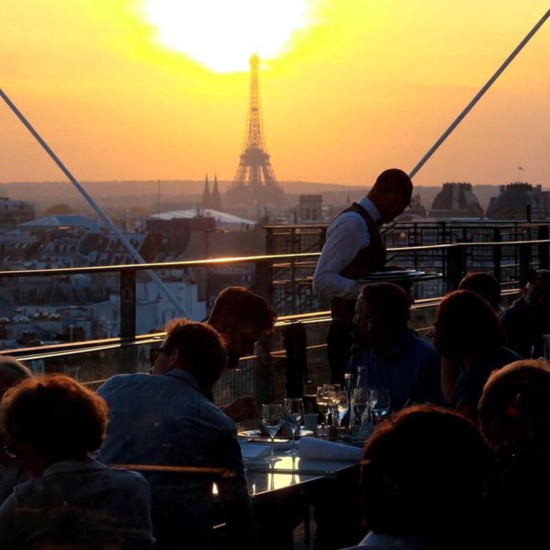 Le Georges rooftop bars in Paris