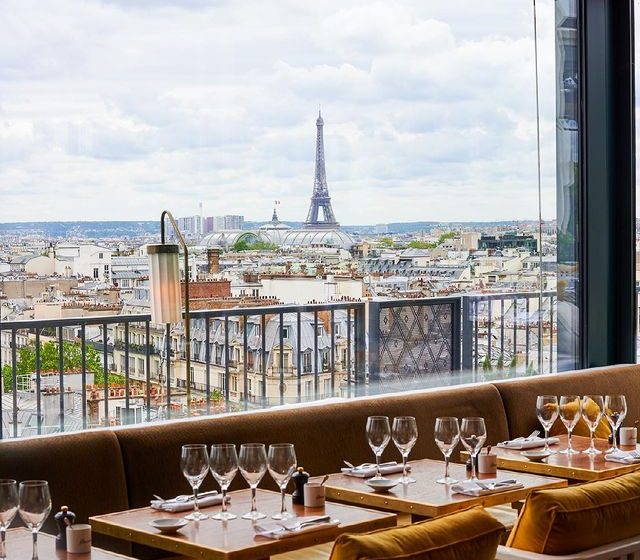 Perruche Rooftop Bar