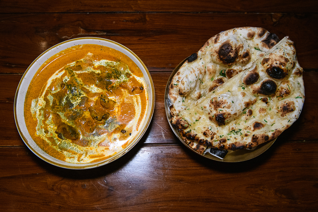 Butter Chicken and Garlic Naan at GupShup. Photo: Manish Gosalia