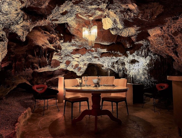 Alux Restaurant lighting. Facebook: ALUX – Fine Dining – Playa del Carmen