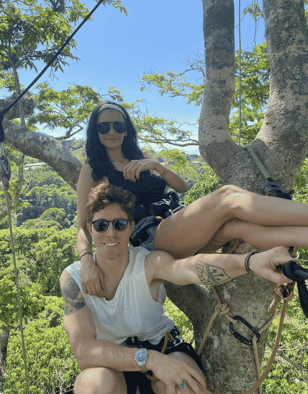 Shaun And Nina Go Treeclimbing