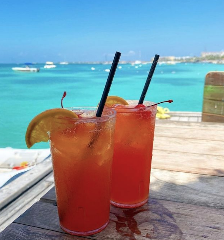 Bugaloe Beach Bar
