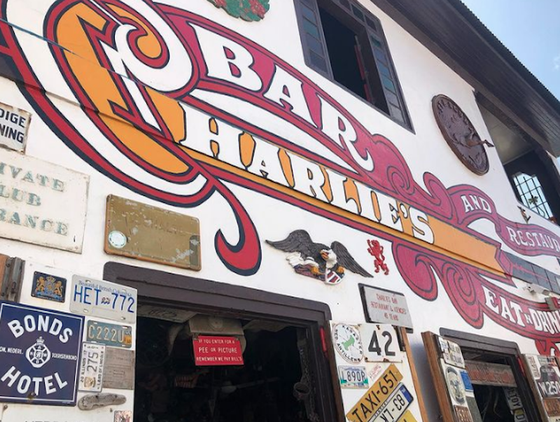 Charlie's Bar & Restaurant
