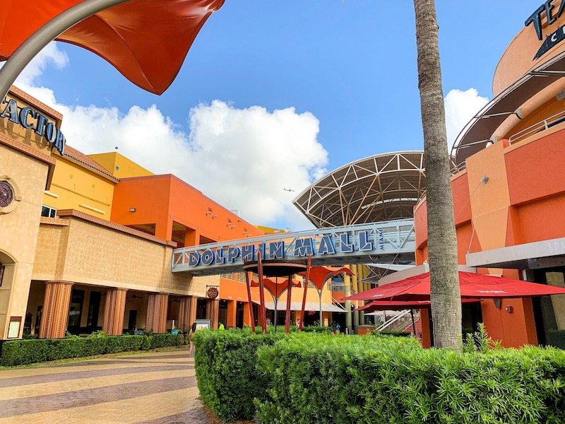 Dolphin Mall Facebook