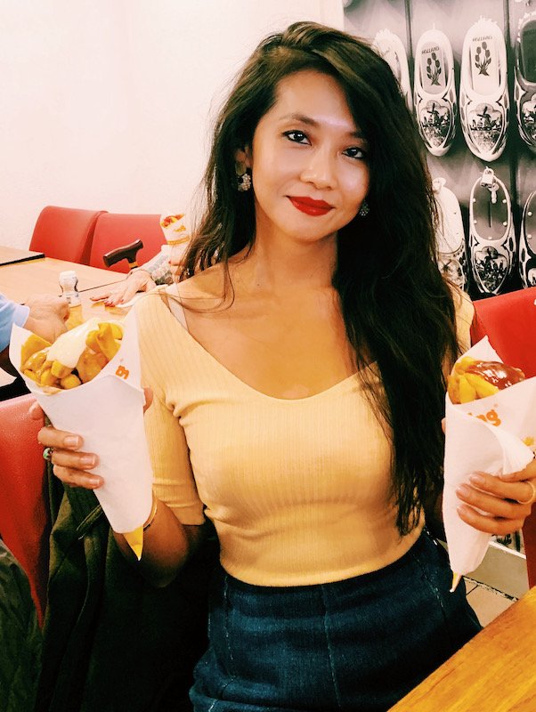 Amsterdam fries with sauce