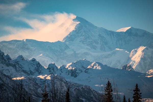 Hiking Tips: Your Guide To Scaling West Coast Summits