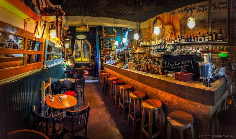 Hemingway Tirana