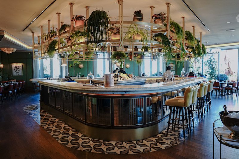 Main bar