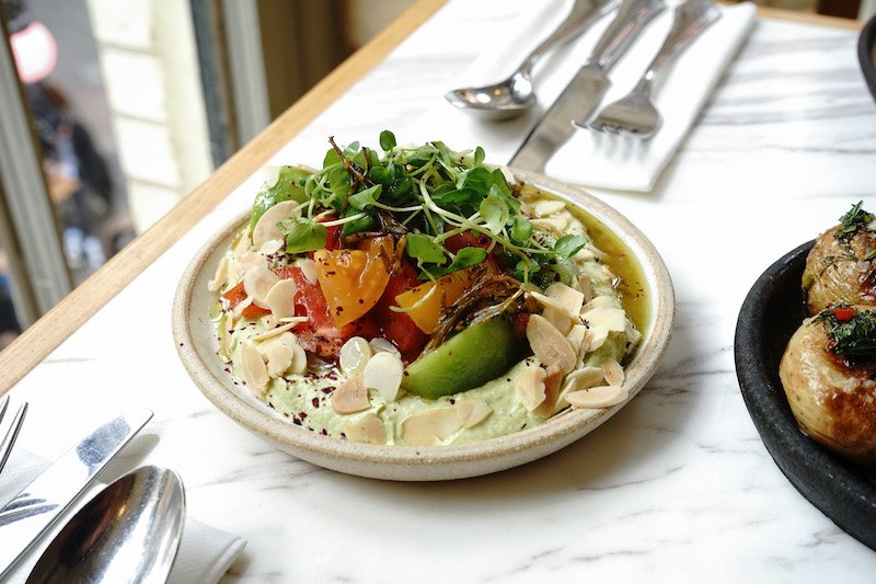 Zahter Domates Salatasi