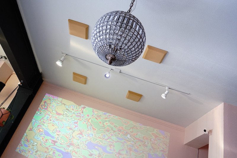 Daytrip trippy chill decor