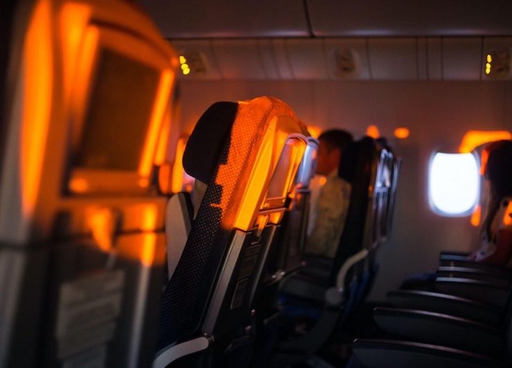10 Tips for Staying Comfortable On Long Flights