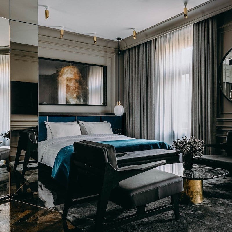 A22 DELUXE ROOM