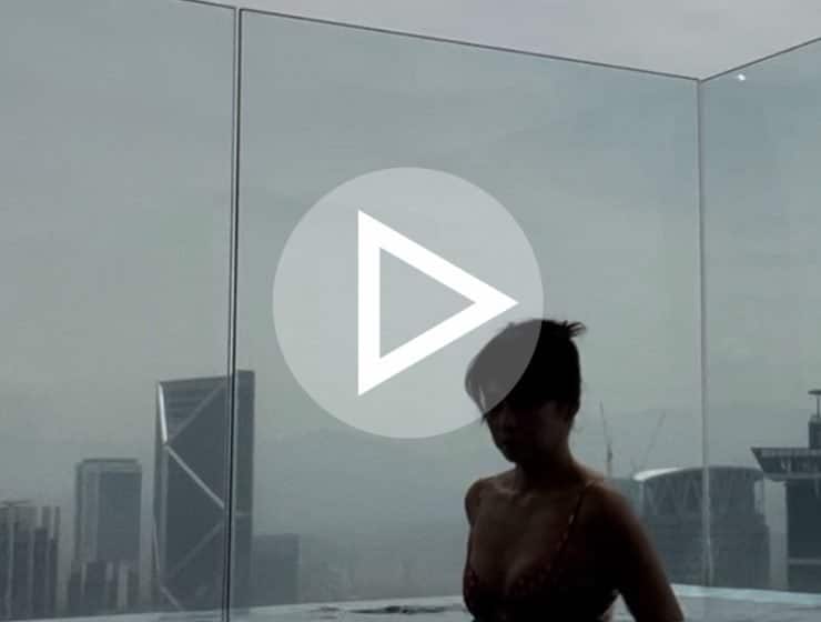 KL Must-Do Video Play Button