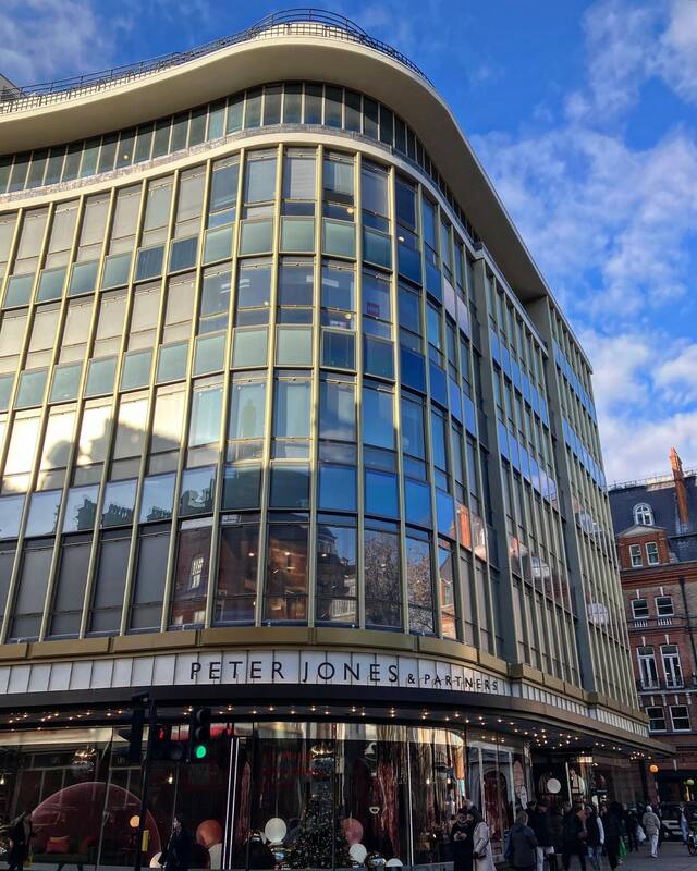 Outside Peter Jones & Partners department stores in london