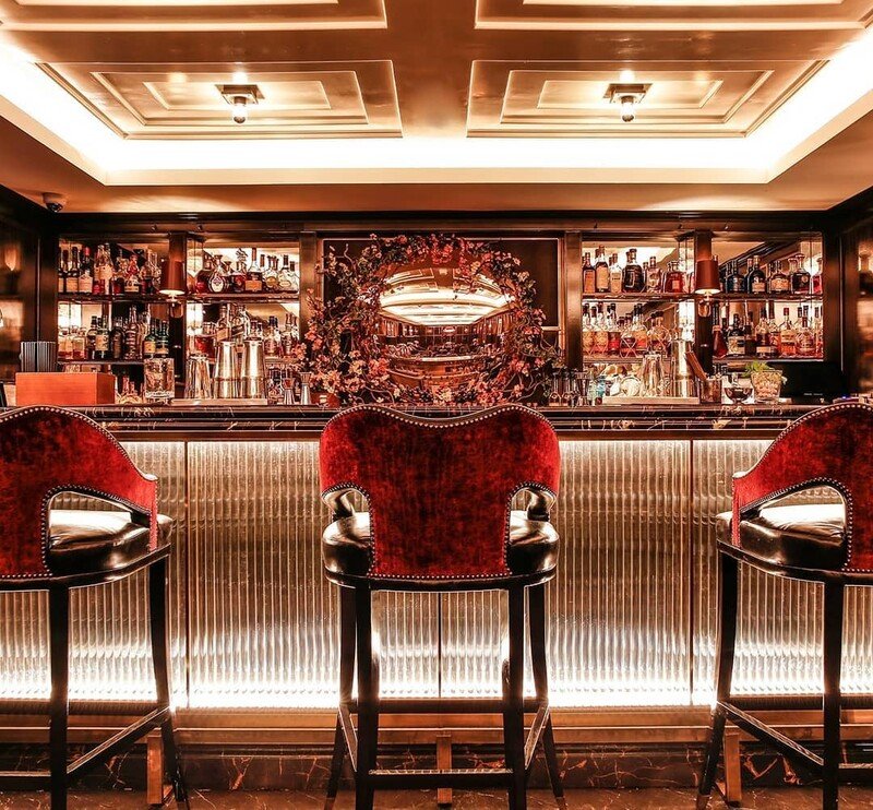 Opulent bar at Manetta’s Speakeasy Bars In London