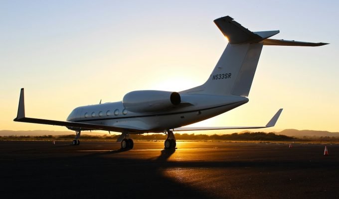Private jet charter