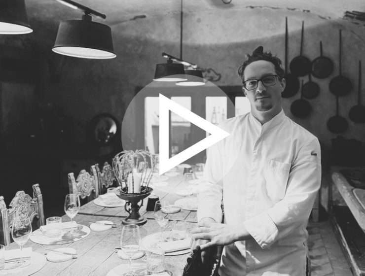 Locale Firenze Video Play Button