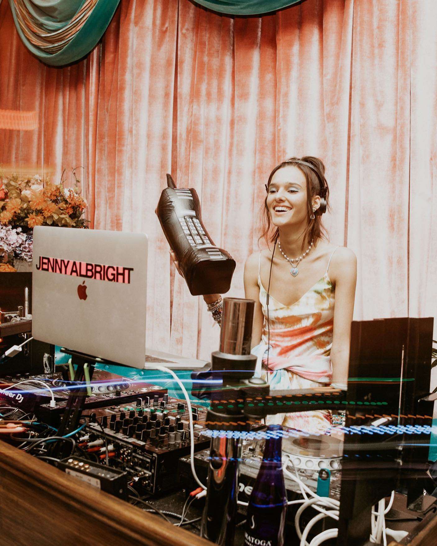 Jenny Albright DJing at Paul’s Cocktail Lounge NIGHT CLUBS IN NYC