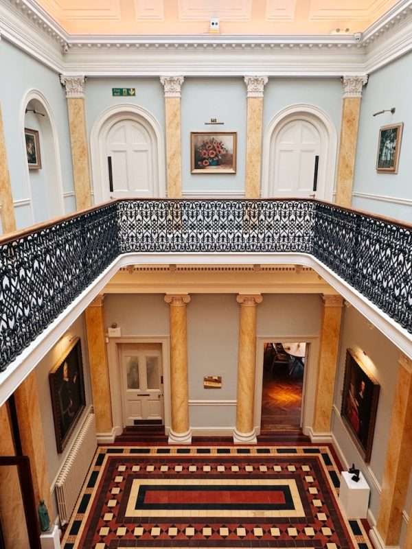 Leonardslee House