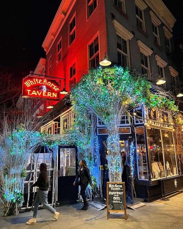 Lights outside White Horse Tavern