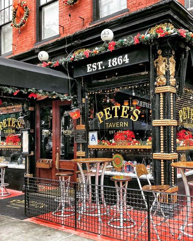 Outside Pete’s Tavern