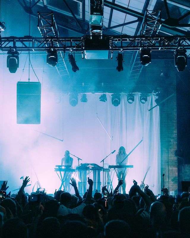 Eli & Fur at Village Underground