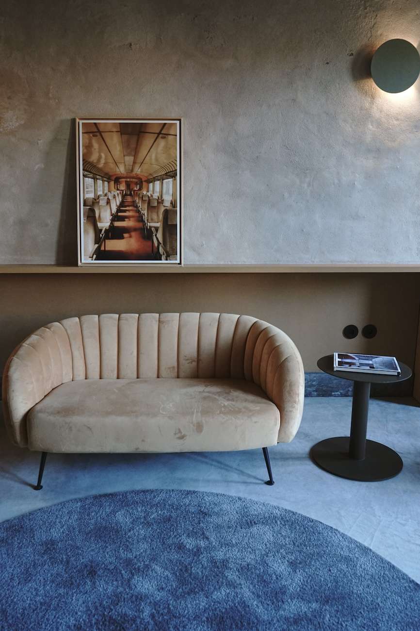 Lobby lounge NA TRAVESSA SUITES PORTO