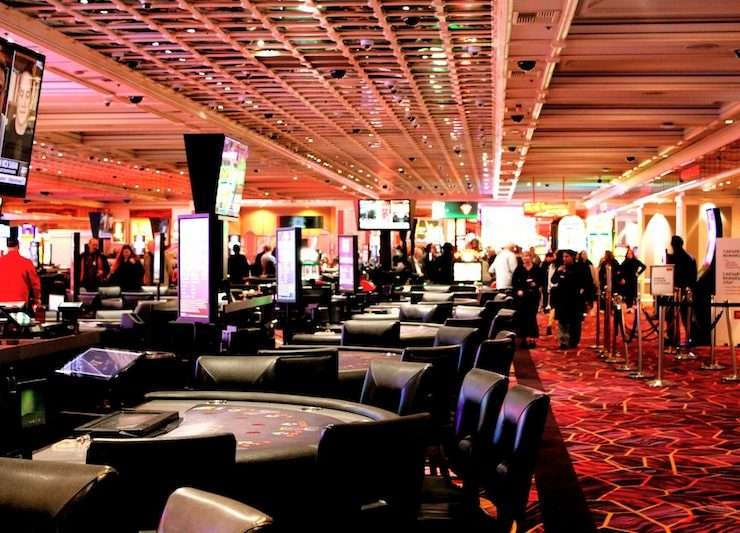 Casino gaming