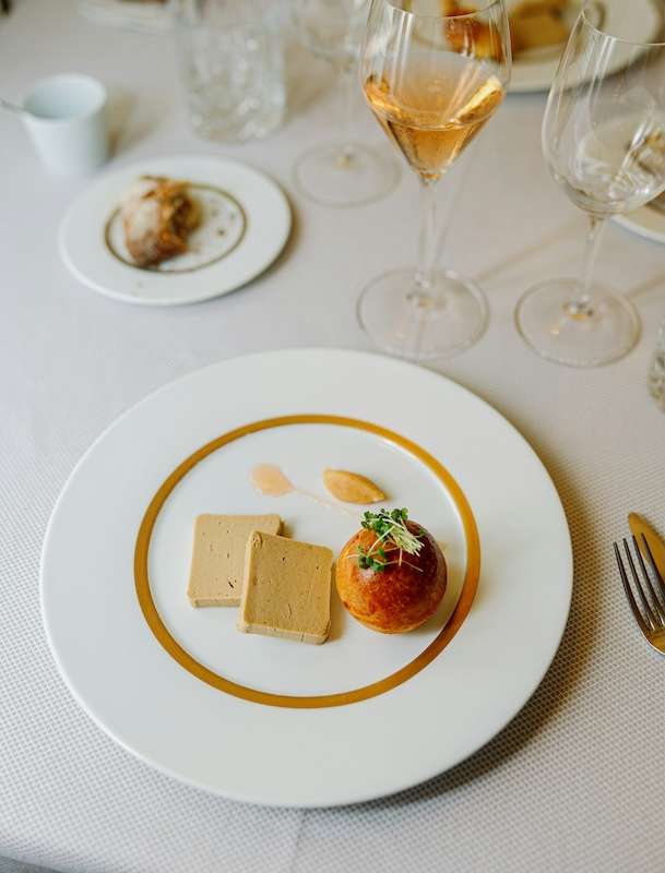 Champagne pairing