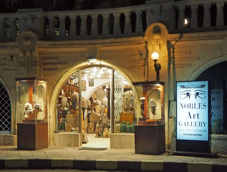 Nobles Art Gallery LUXOR