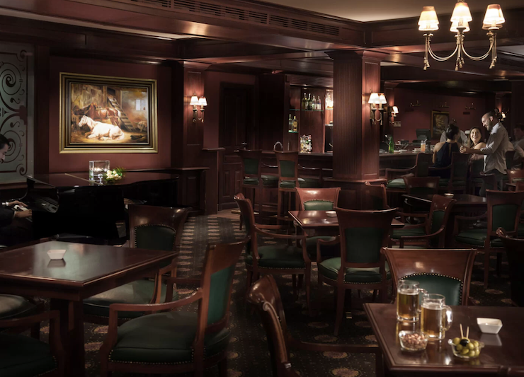 The Ascot Bar at Jolie Ville Resort & SPA kings Island Luxor