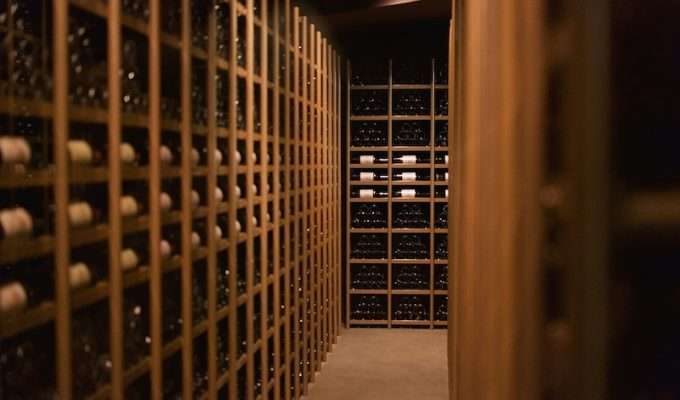 wine cellar humidifier