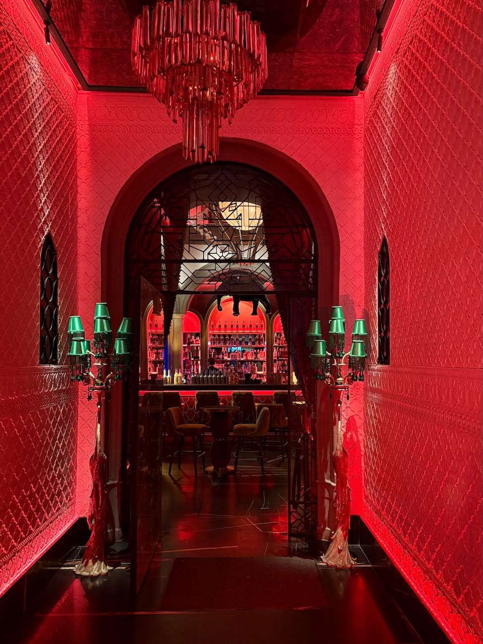 Hedonistic design HOTEL LOBBY SEVILLA