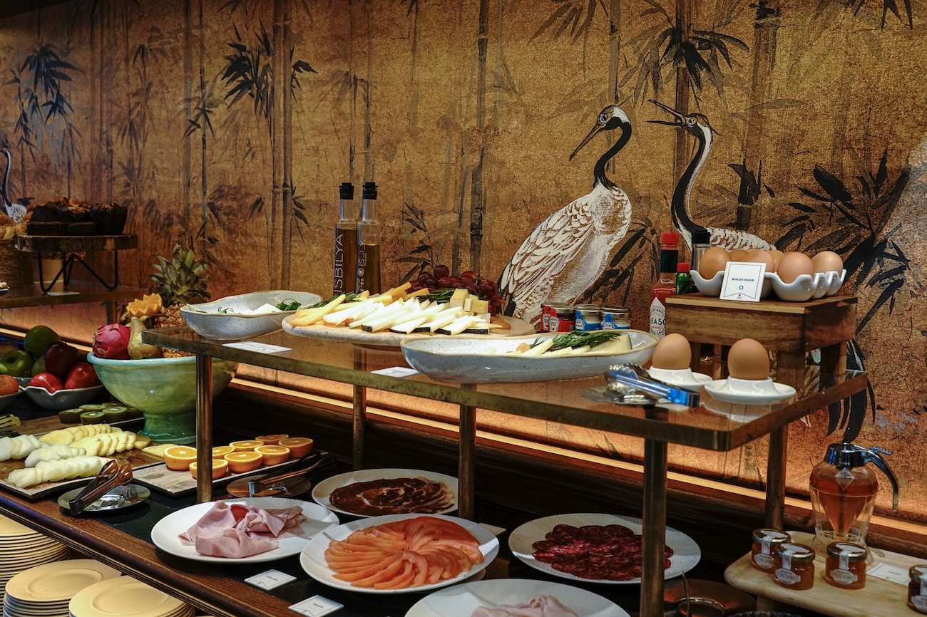 High end continental breakfast HOTEL LOBBY SEVILLA